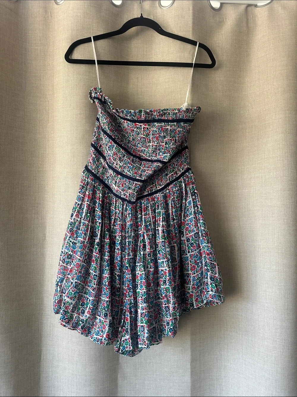 Free People Floral Smocked Strapless Skort Linen Romper with Navy Trim Sz M NWT - Picture 1 of 4